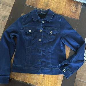 Baccini women’s denim jacket EUC Size Small